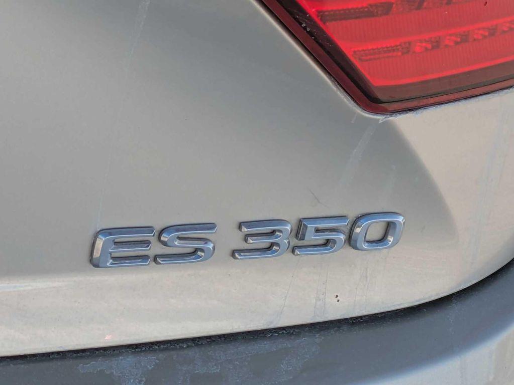 used 2013 Lexus ES 350 car, priced at $16,499