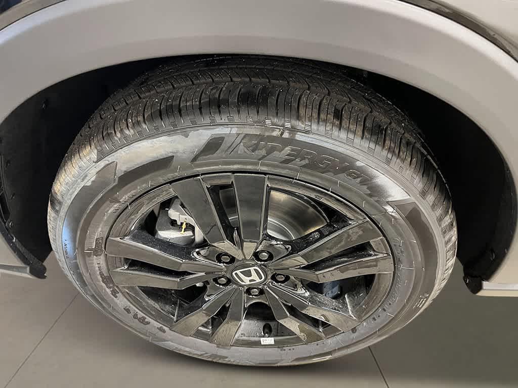 new 2026 Honda HR-V car, priced at $29,949