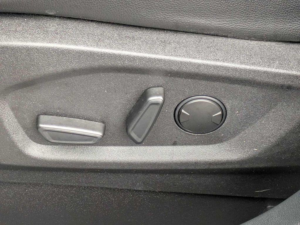 used 2023 Ford Edge car, priced at $26,760