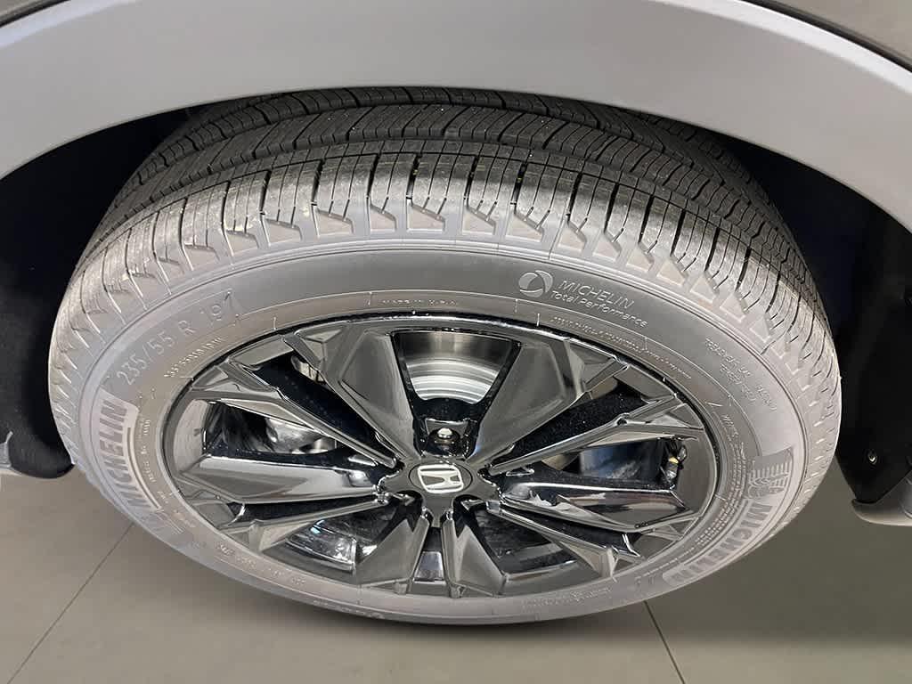 new 2026 Honda CR-V Hybrid car, priced at $44,000