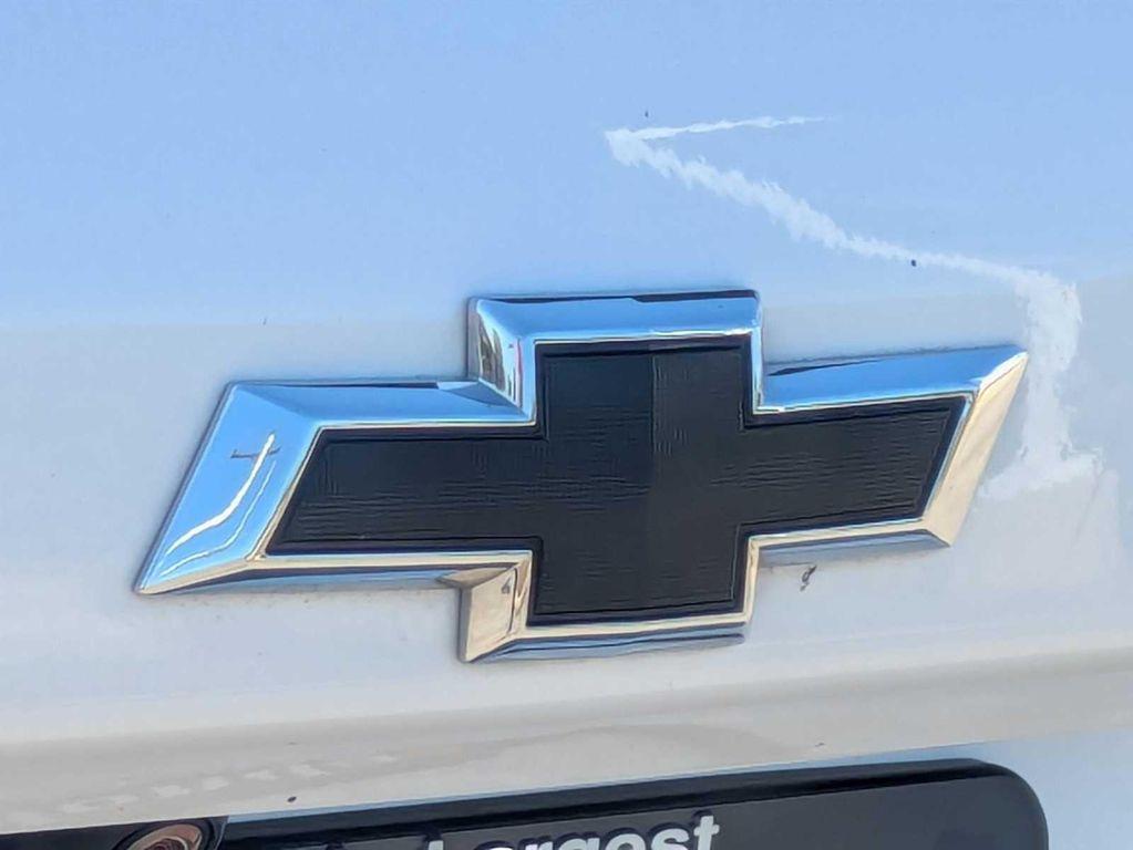 used 2022 Chevrolet Equinox car, priced at $18,777