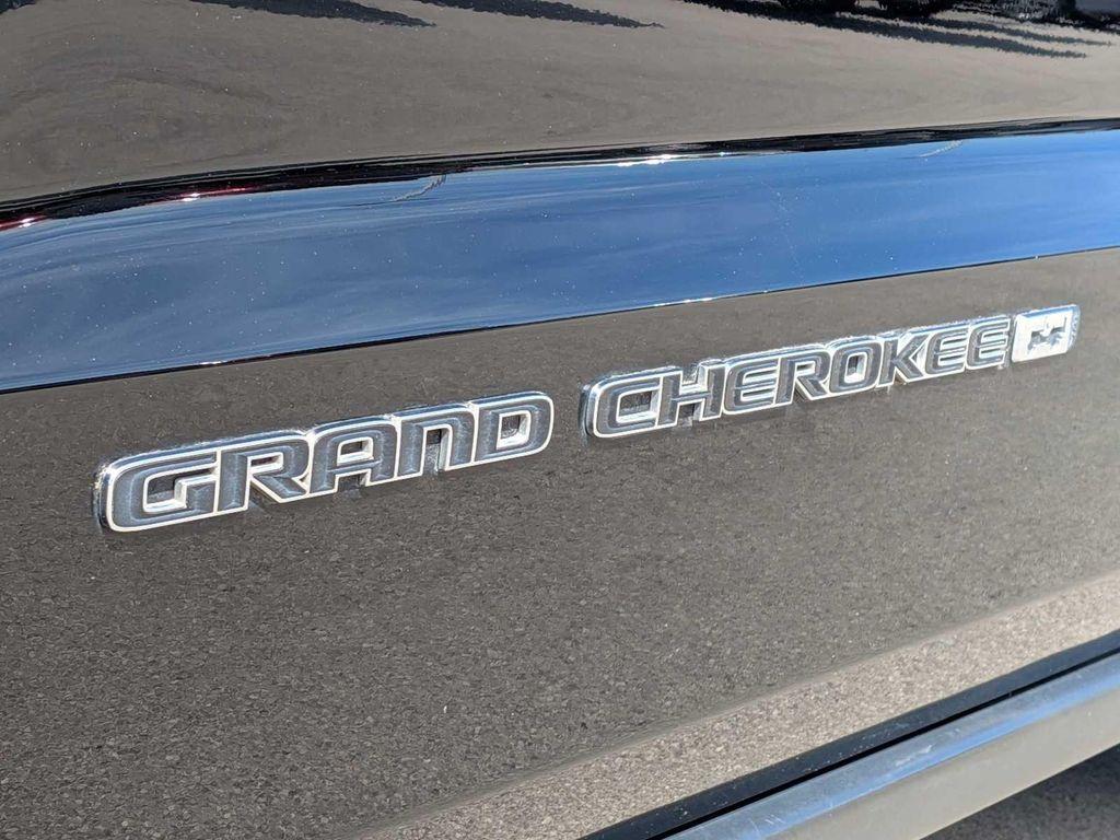 used 2022 Jeep Grand Cherokee car, priced at $27,499