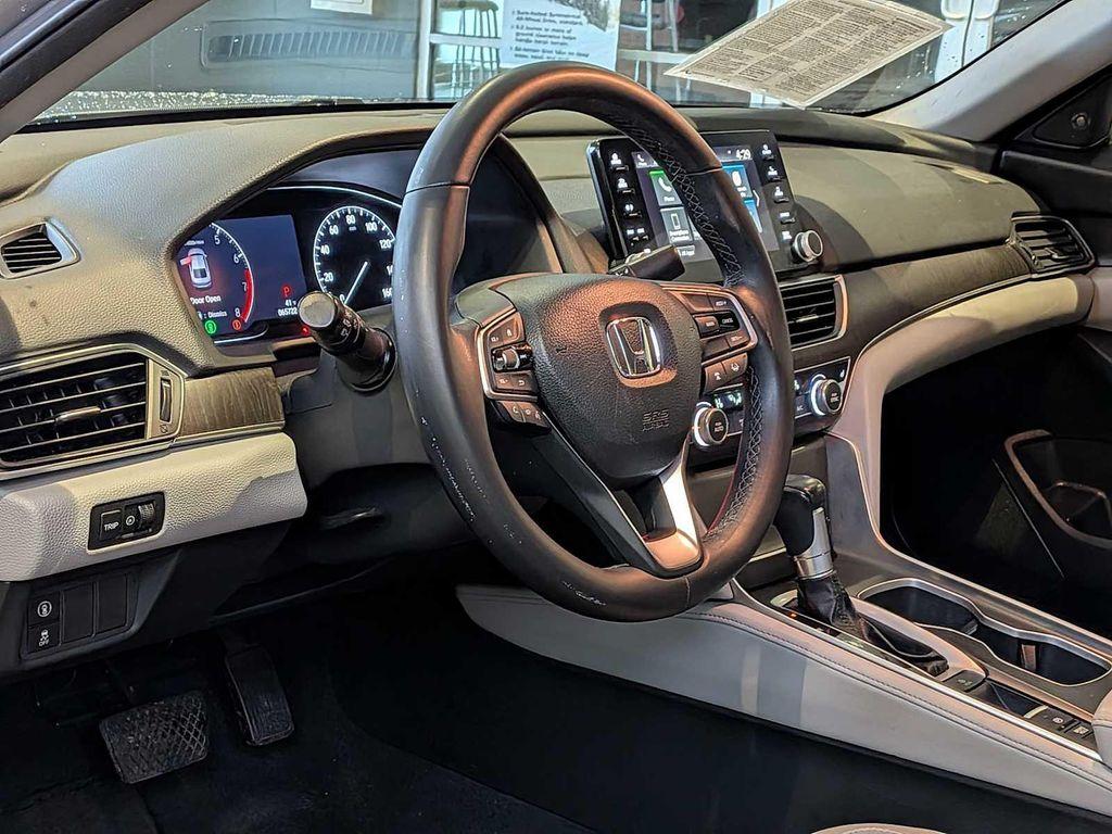 used 2005 Mazda Mazda3 car, priced at $9,999