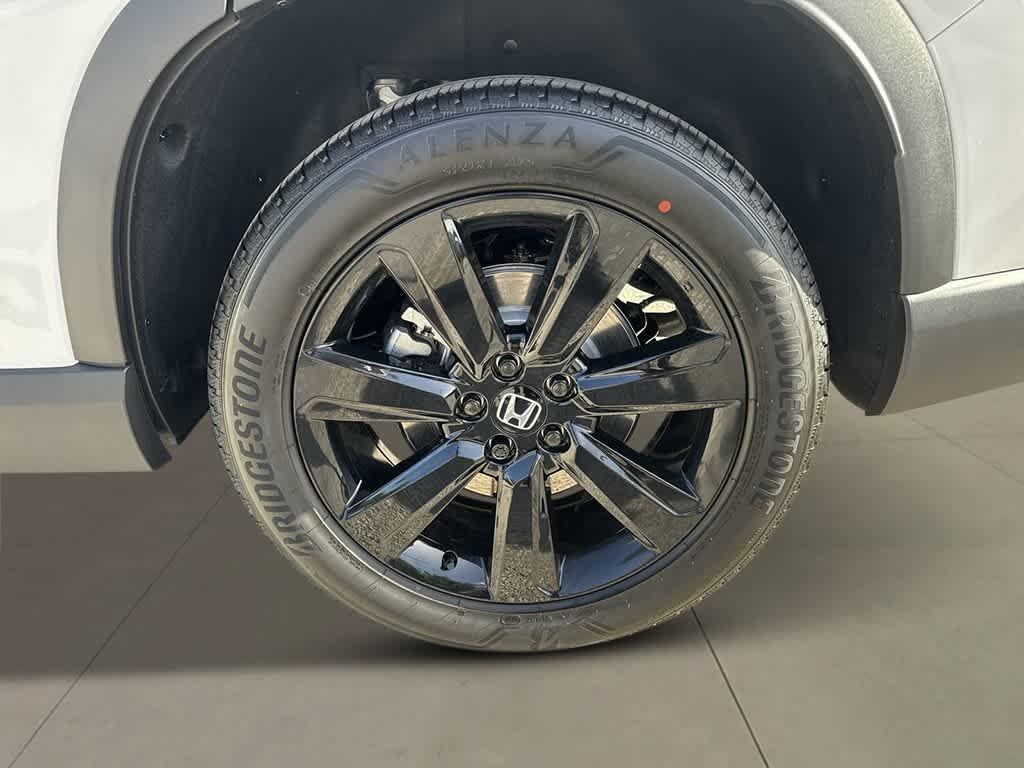 new 2025 Honda Pilot car, priced at $56,530