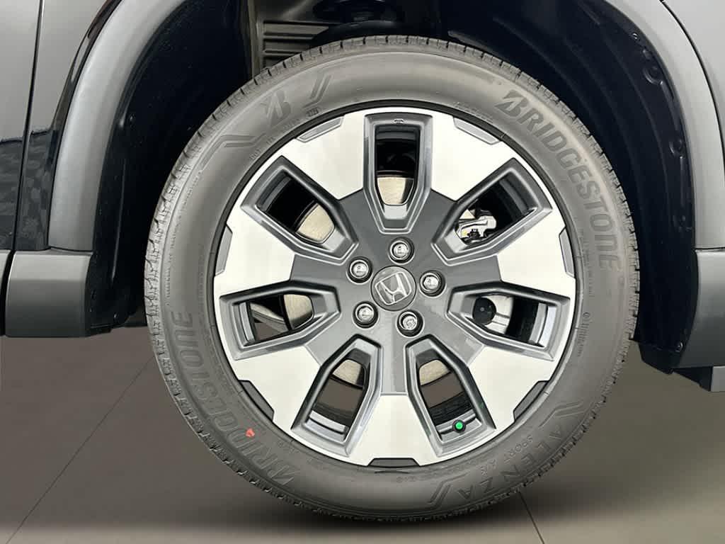 new 2026 Honda Pilot car, priced at $49,132
