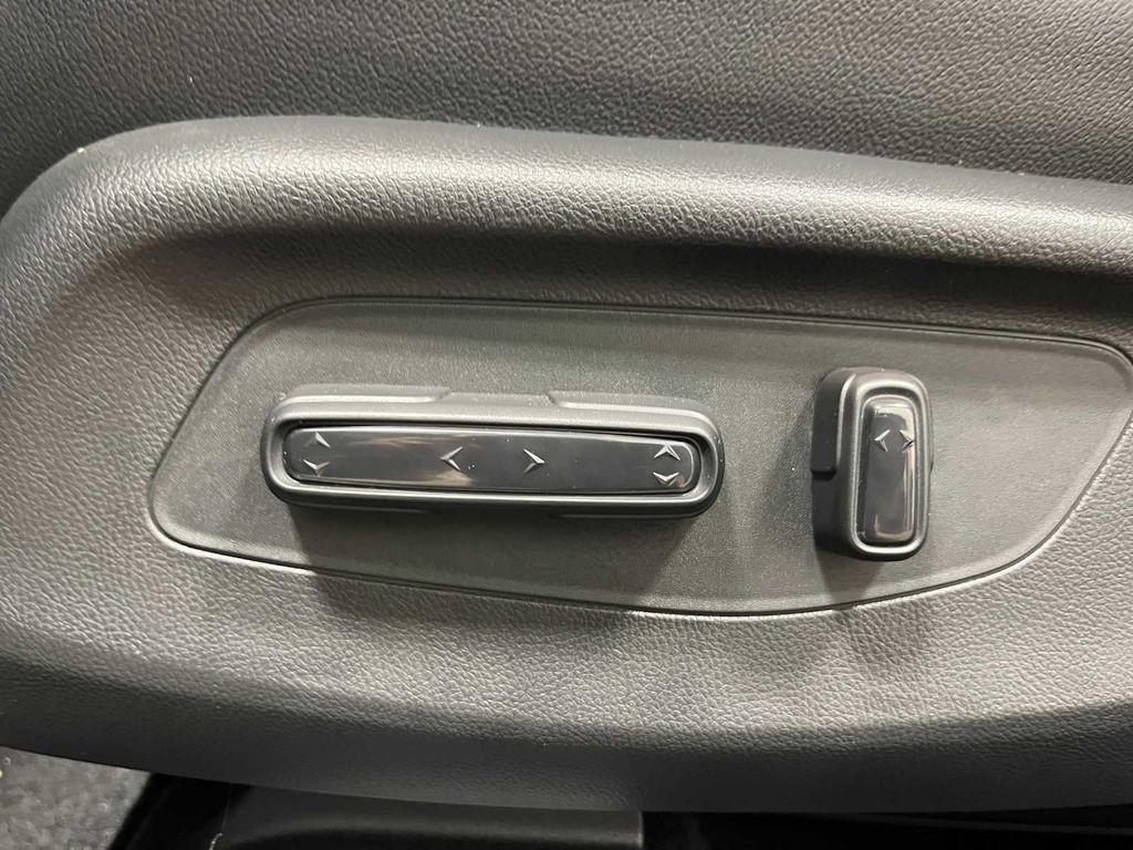 new 2026 Honda HR-V car, priced at $32,337