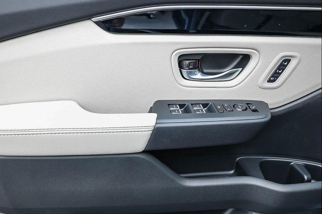 new 2026 Honda Pilot car, priced at $48,090