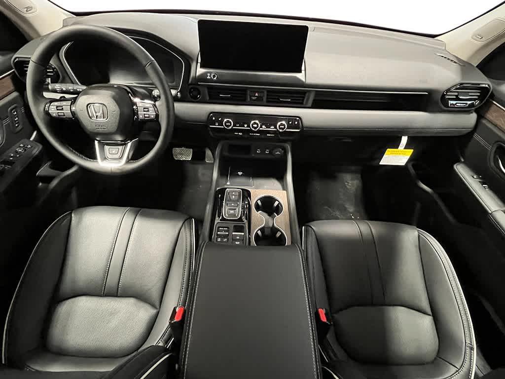 new 2026 Honda Pilot car, priced at $55,844