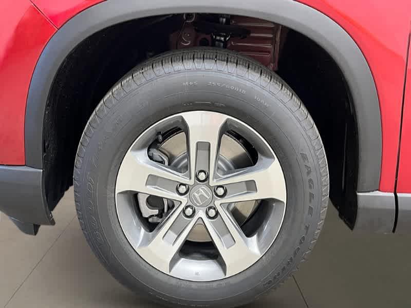 new 2025 Honda Pilot car, priced at $45,342