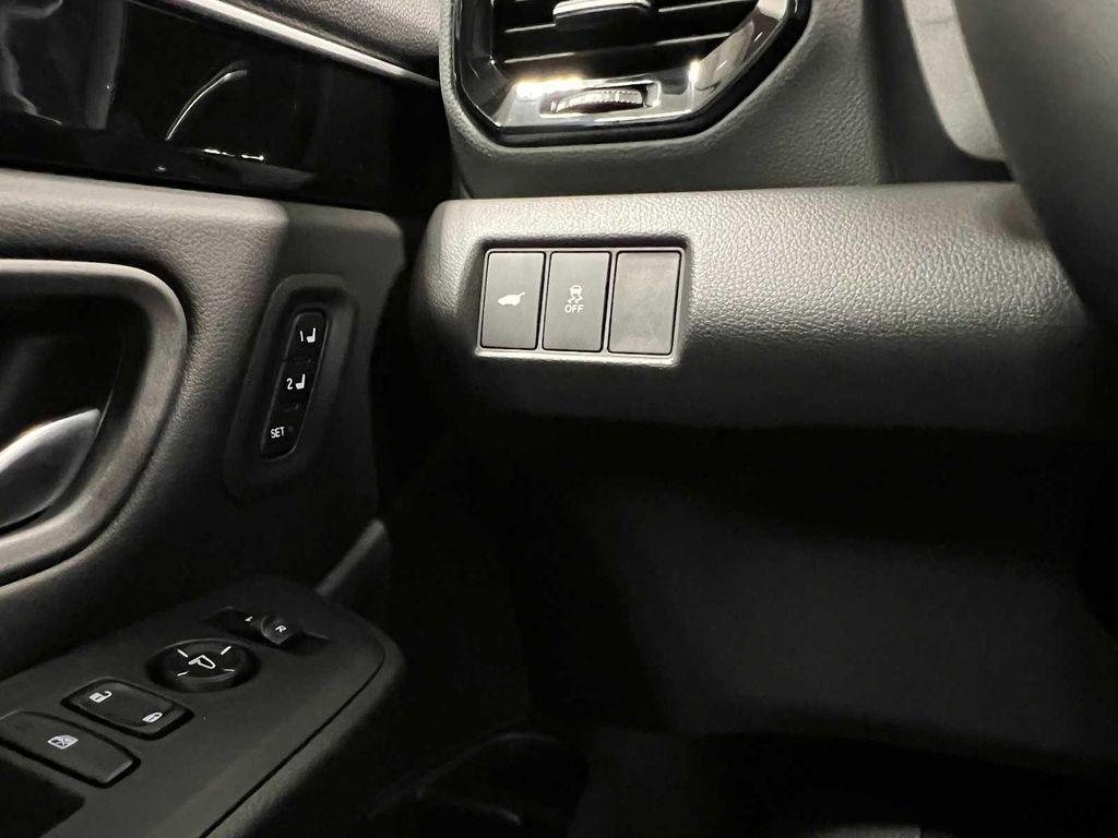 new 2025 Honda Pilot car, priced at $45,342