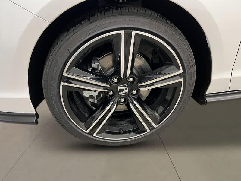 new 2025 Honda Accord Hybrid car, priced at $33,800