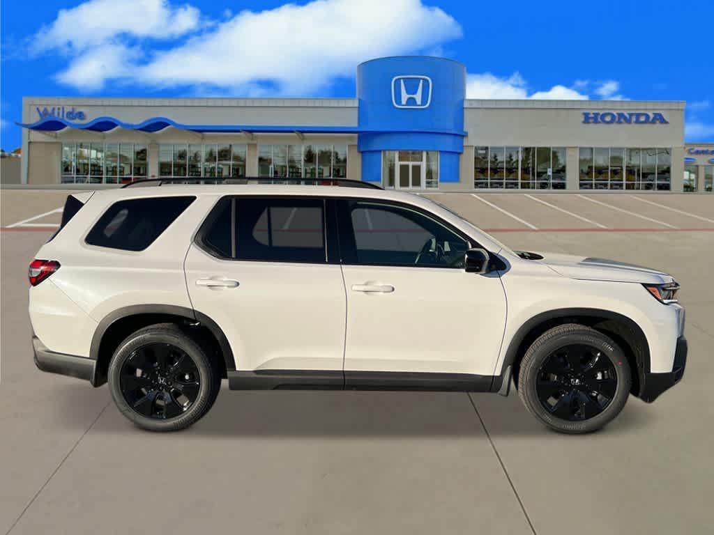 new 2026 Honda Pilot car, priced at $56,945
