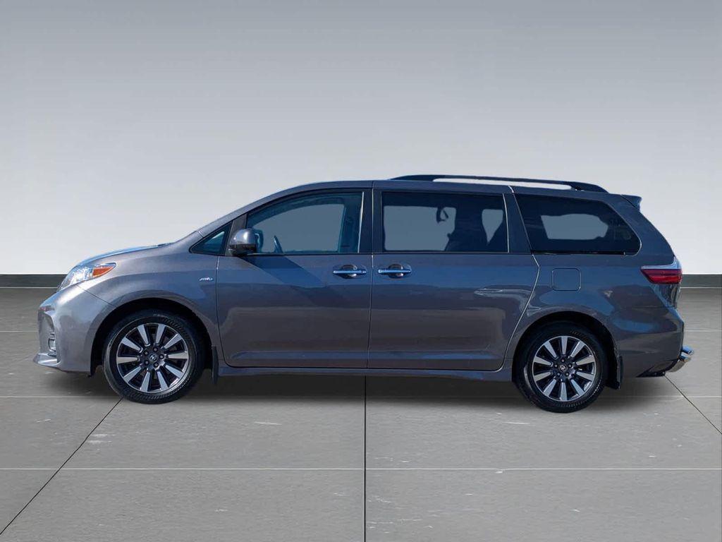 used 2019 Toyota Sienna car, priced at $30,154