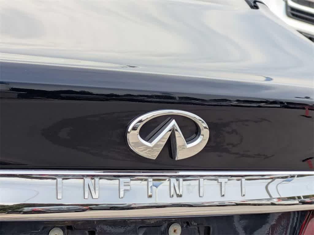 used 2016 INFINITI Q70L car, priced at $17,397