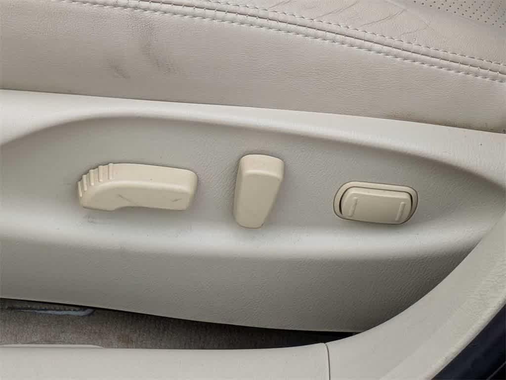 used 2016 INFINITI Q70L car, priced at $17,397