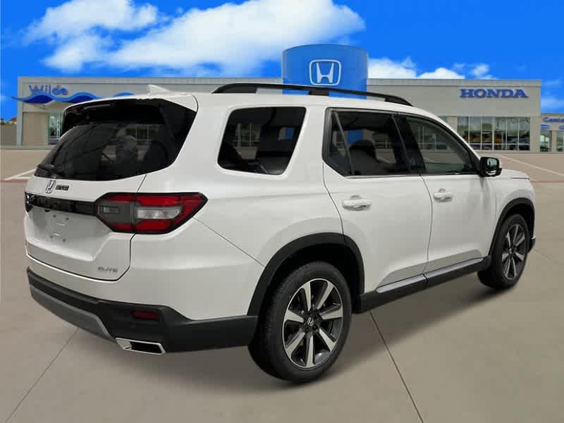 new 2025 Honda Pilot car, priced at $55,030