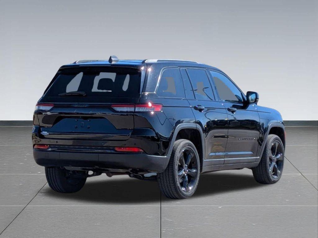 used 2023 Jeep Grand Cherokee car, priced at $32,786