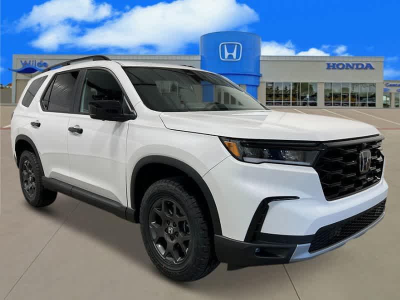 new 2025 Honda Pilot car, priced at $48,719
