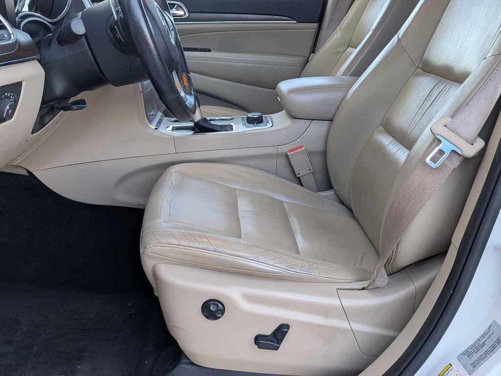 used 2016 Jeep Grand Cherokee car, priced at $12,777