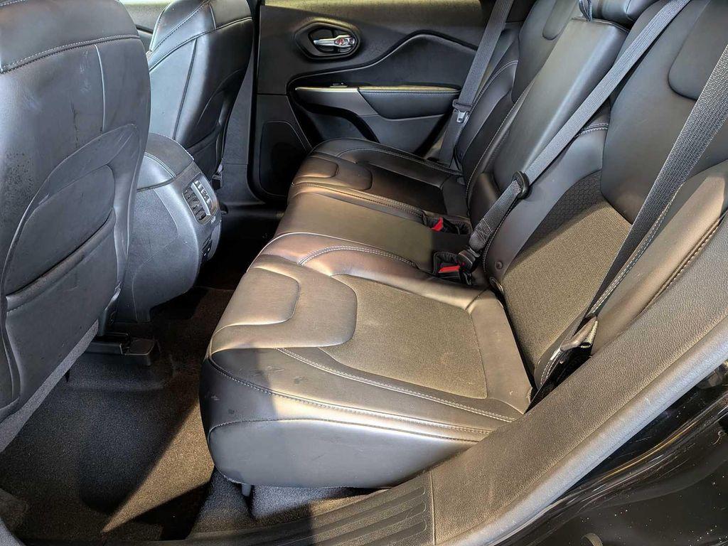 used 2019 Jeep Cherokee car, priced at $18,802