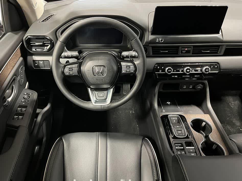 used 2026 Honda Pilot car, priced at $51,239