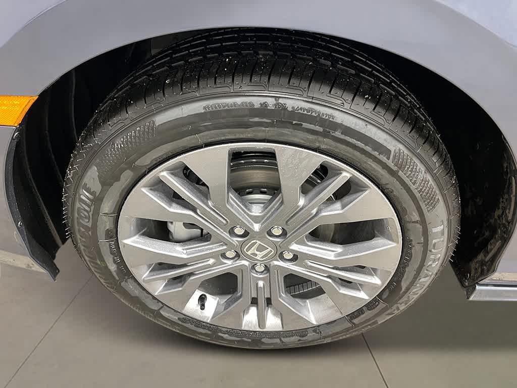 new 2026 Honda Odyssey car, priced at $45,433