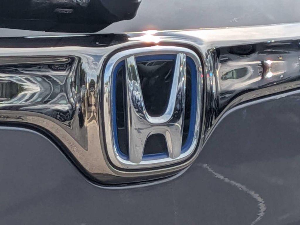 used 2022 Honda CR-V Hybrid car, priced at $33,786