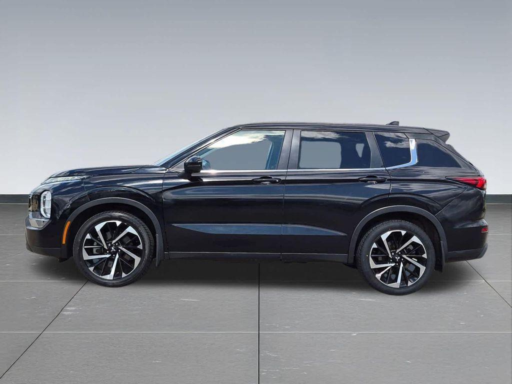 used 2022 Mitsubishi Outlander car, priced at $20,786