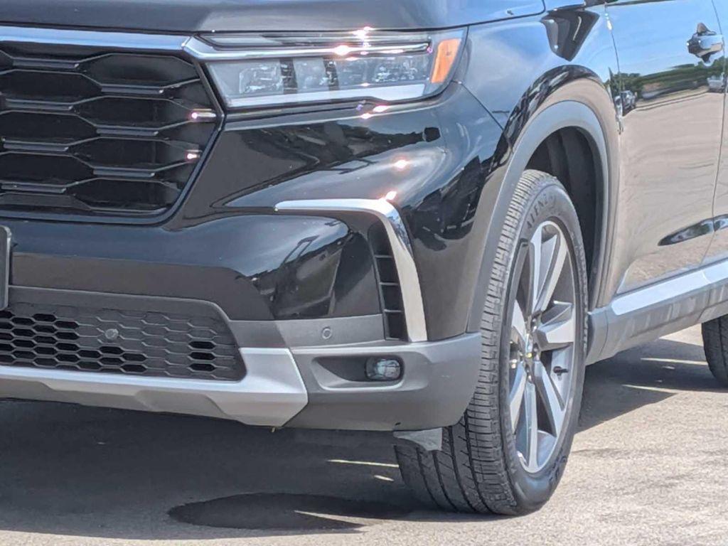used 2025 Honda Pilot car, priced at $44,786