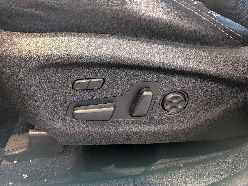 used 2018 Kia Sorento car, priced at $17,786