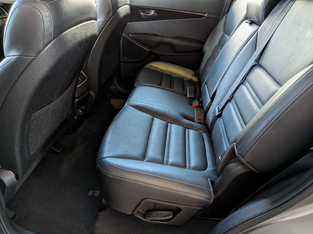 used 2018 Kia Sorento car, priced at $17,786