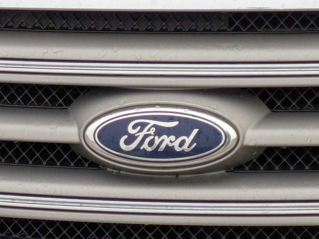 used 2013 Ford Taurus car, priced at $9,939