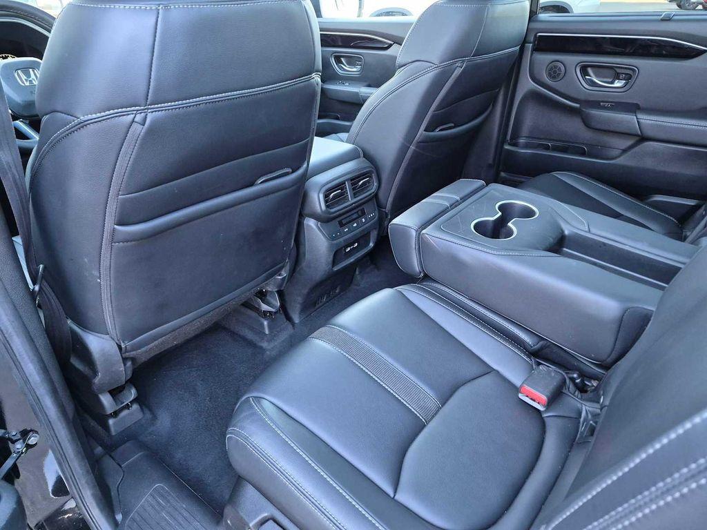 used 2023 Honda Pilot car, priced at $38,019