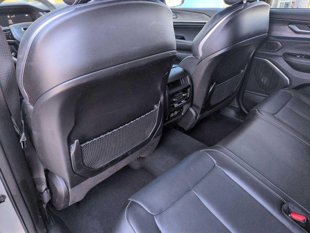 used 2024 Jeep Grand Cherokee car, priced at $43,270