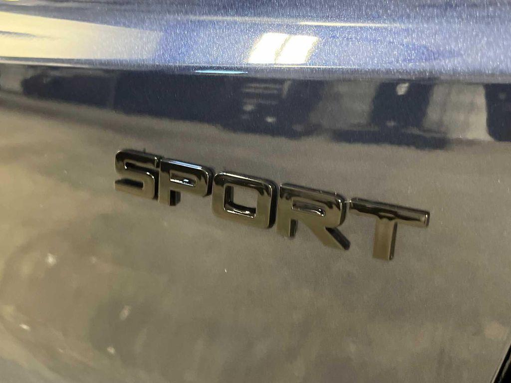 new 2026 Honda CR-V Hybrid car, priced at $41,675