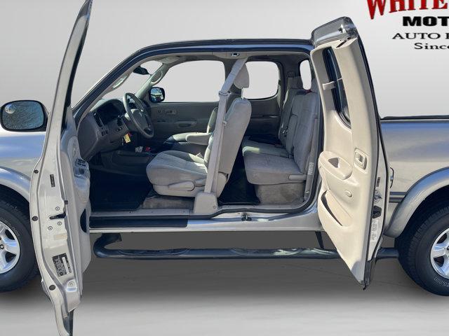 used 2006 Toyota Tundra car, priced at $12,995