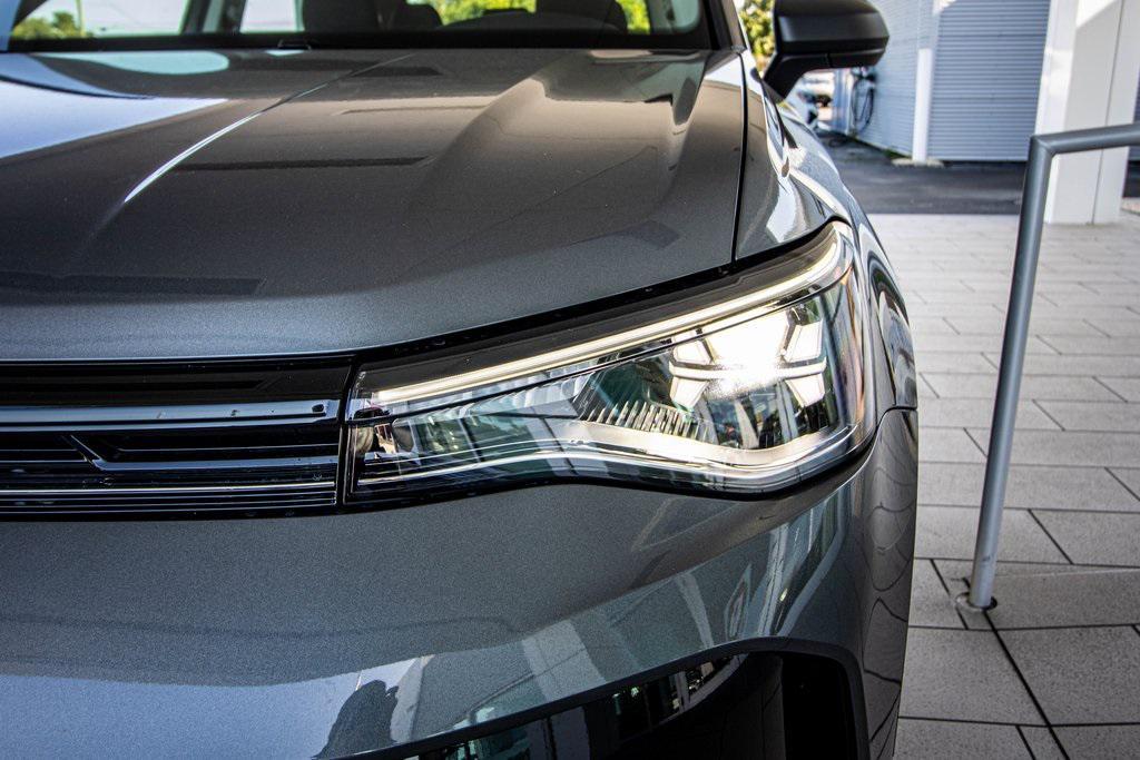 new 2026 Volkswagen Taos car, priced at $27,677