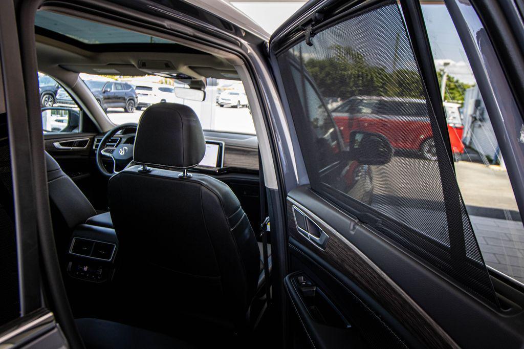 new 2026 Volkswagen Atlas car, priced at $48,491