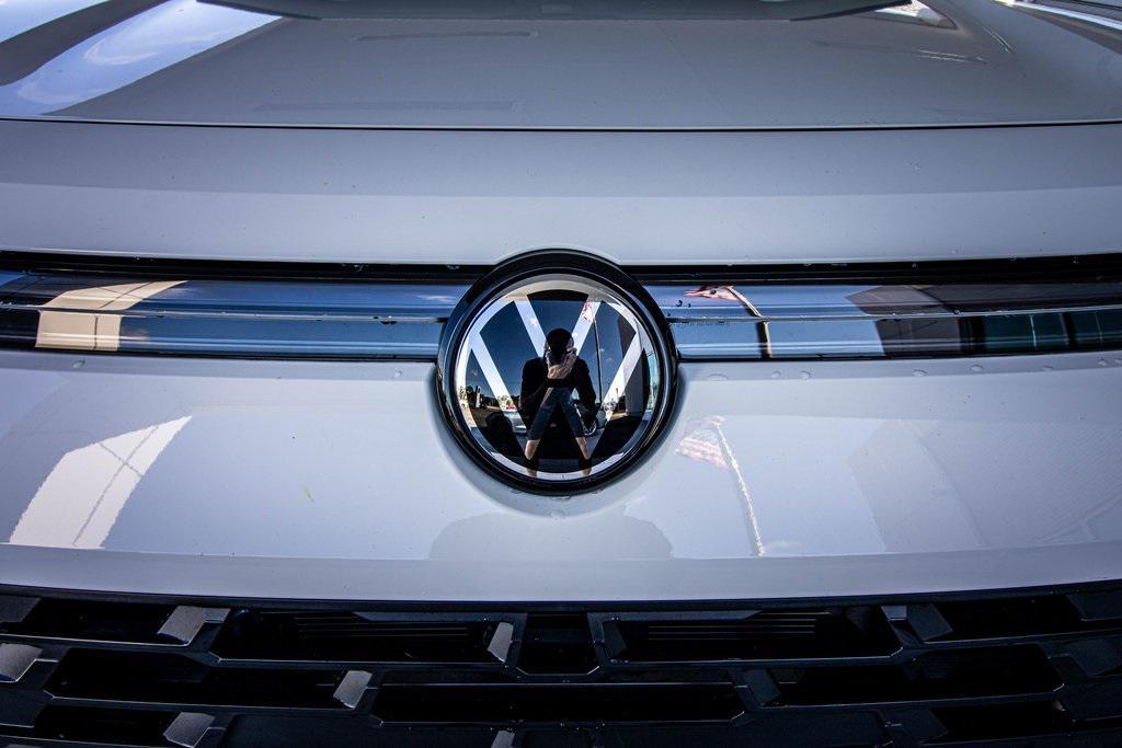 new 2026 Volkswagen Tiguan car, priced at $33,964