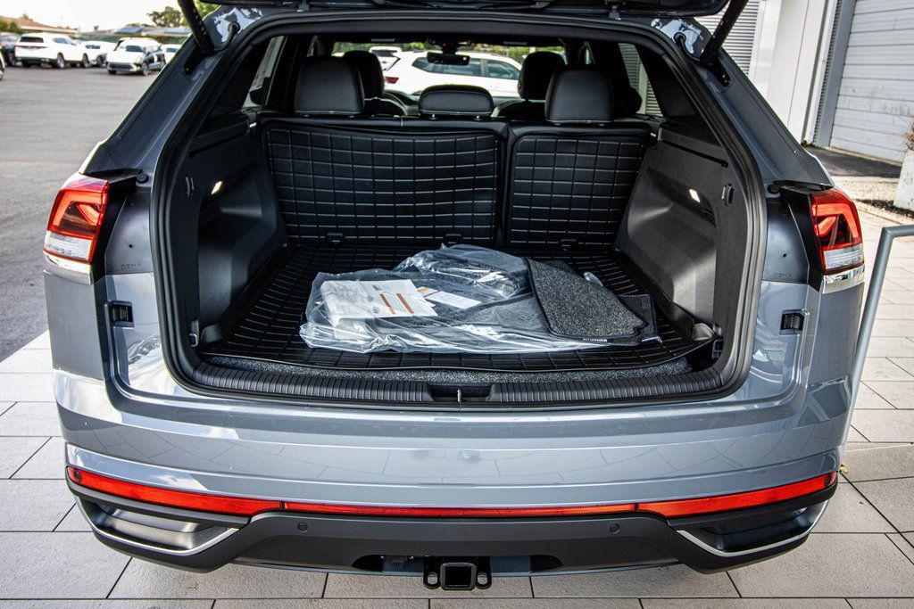 new 2026 Volkswagen Atlas Cross Sport car, priced at $42,495