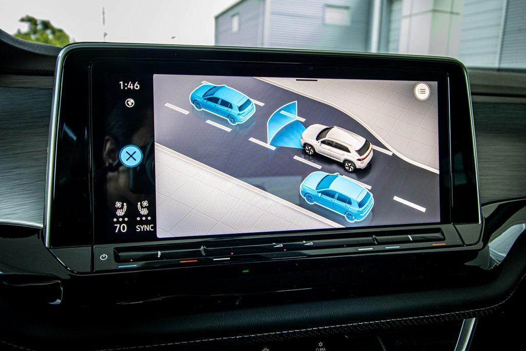 new 2026 Volkswagen Atlas Cross Sport car, priced at $42,495