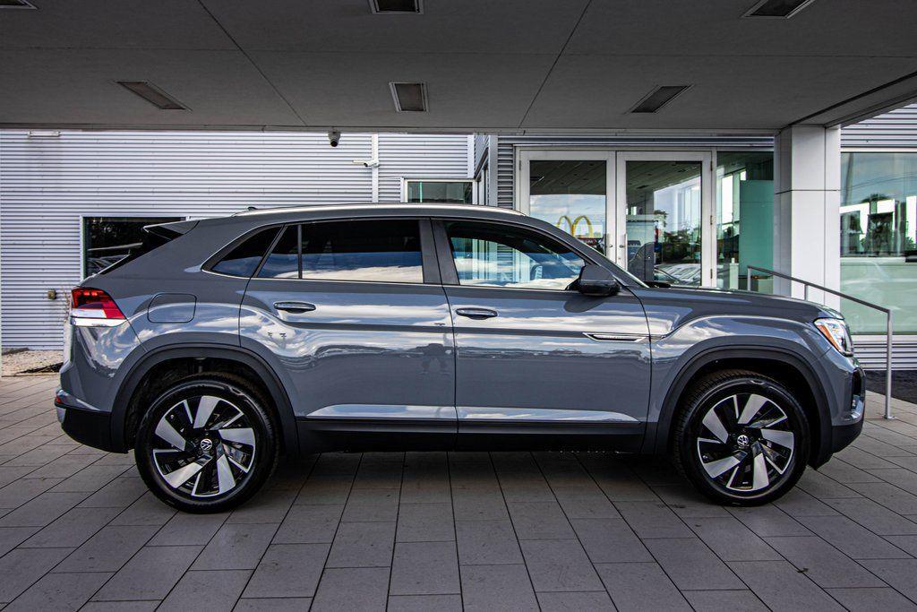 new 2026 Volkswagen Atlas Cross Sport car, priced at $42,495