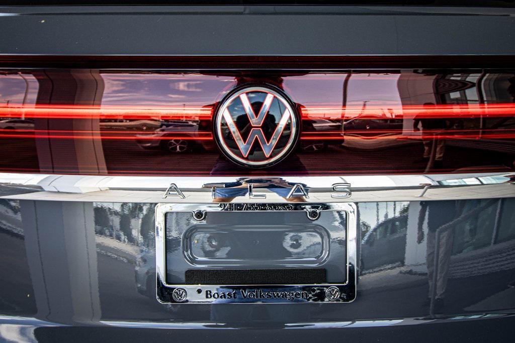 new 2026 Volkswagen Atlas Cross Sport car, priced at $42,495