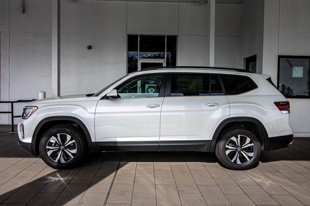 new 2026 Volkswagen Atlas car, priced at $40,268