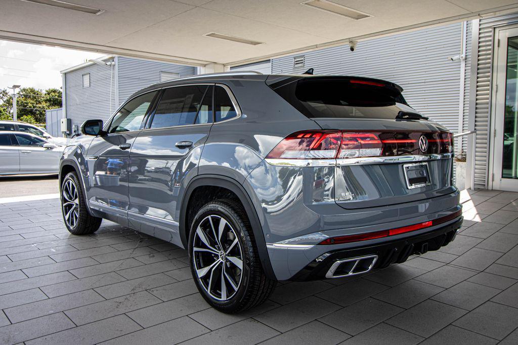 new 2026 Volkswagen Atlas Cross Sport car, priced at $51,261