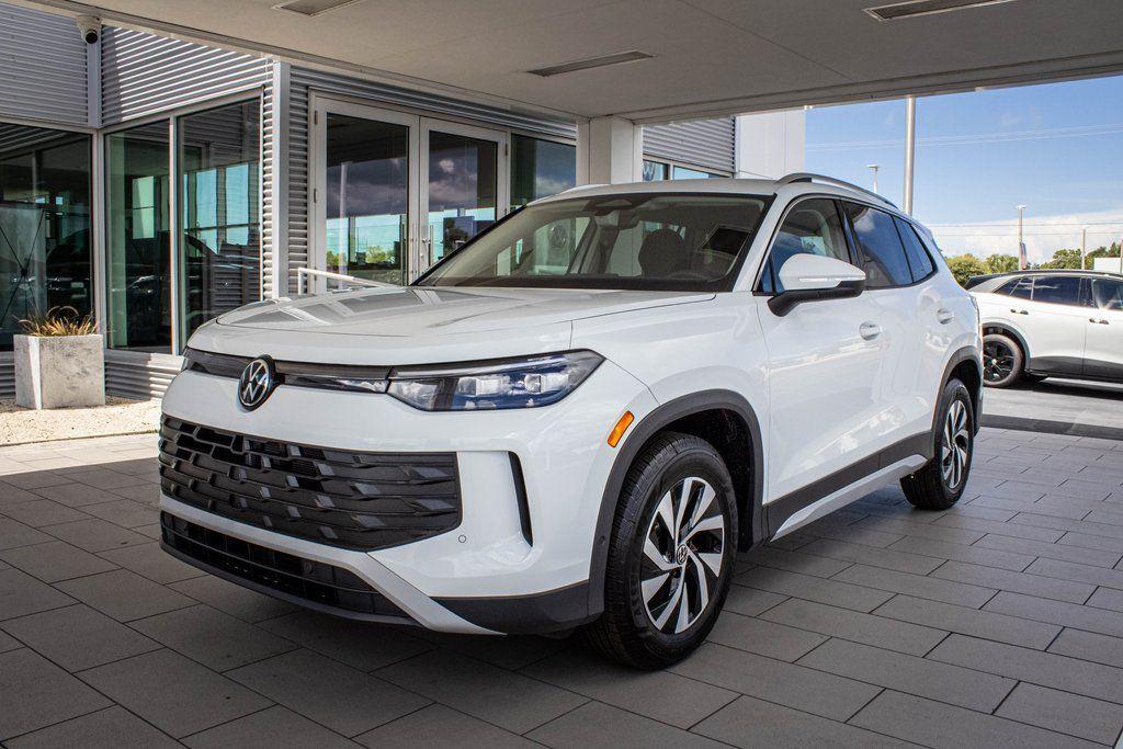 new 2025 Volkswagen Tiguan car, priced at $27,235