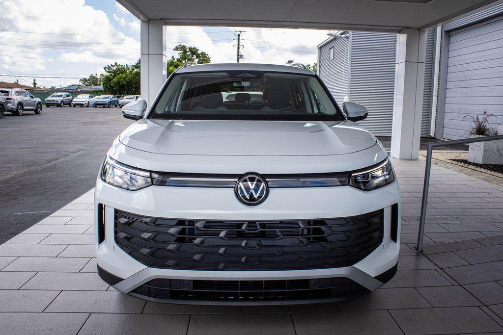 new 2025 Volkswagen Tiguan car, priced at $27,235