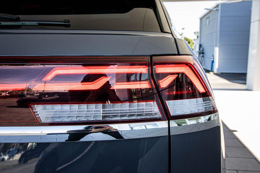 new 2026 Volkswagen Atlas Cross Sport car, priced at $52,261