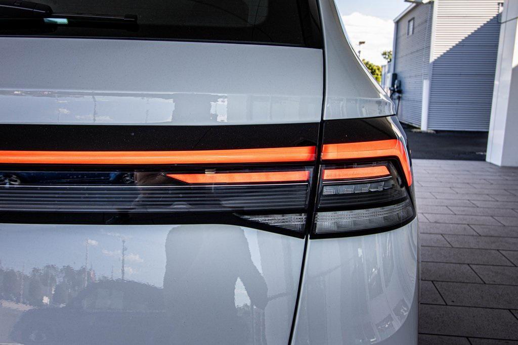 new 2026 Volkswagen Taos car, priced at $27,677