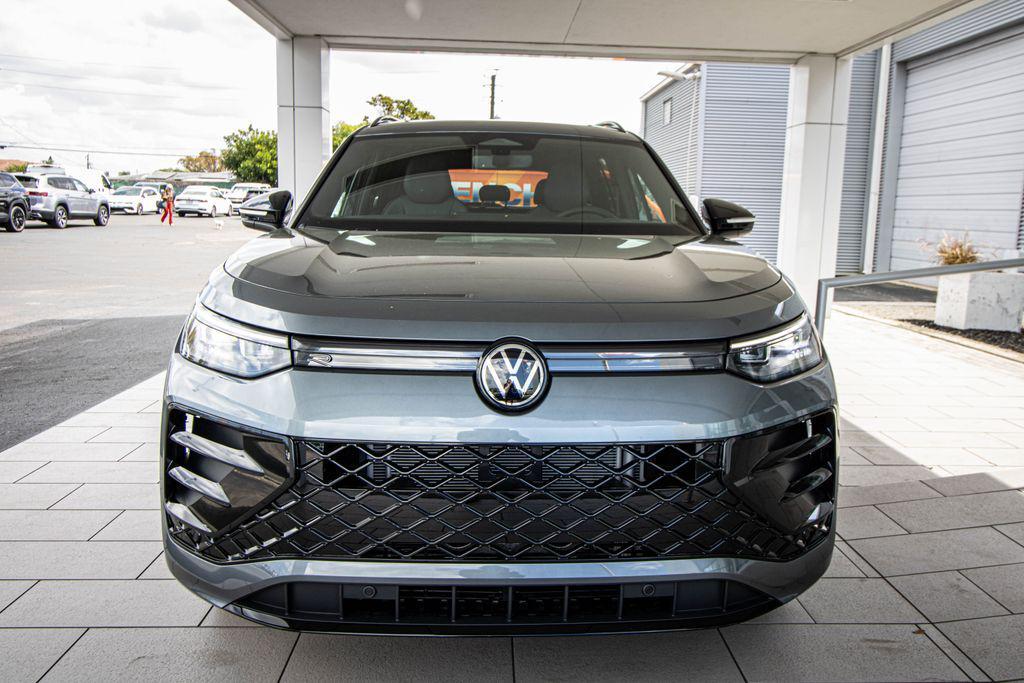 new 2026 Volkswagen Tiguan car, priced at $37,488